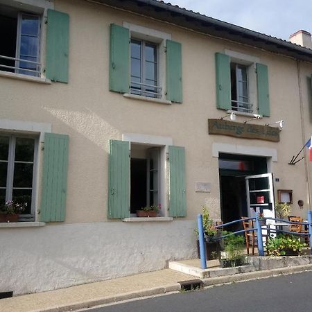 Auberge des lacs Massignac Exterior foto